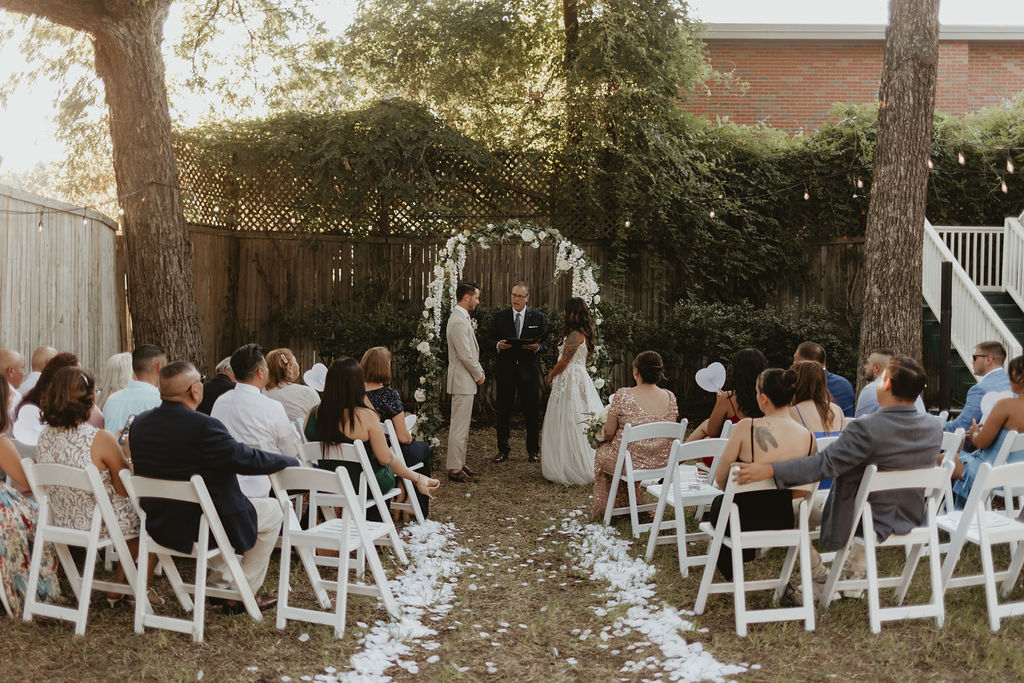 vintage Dallas micro wedding ceremony