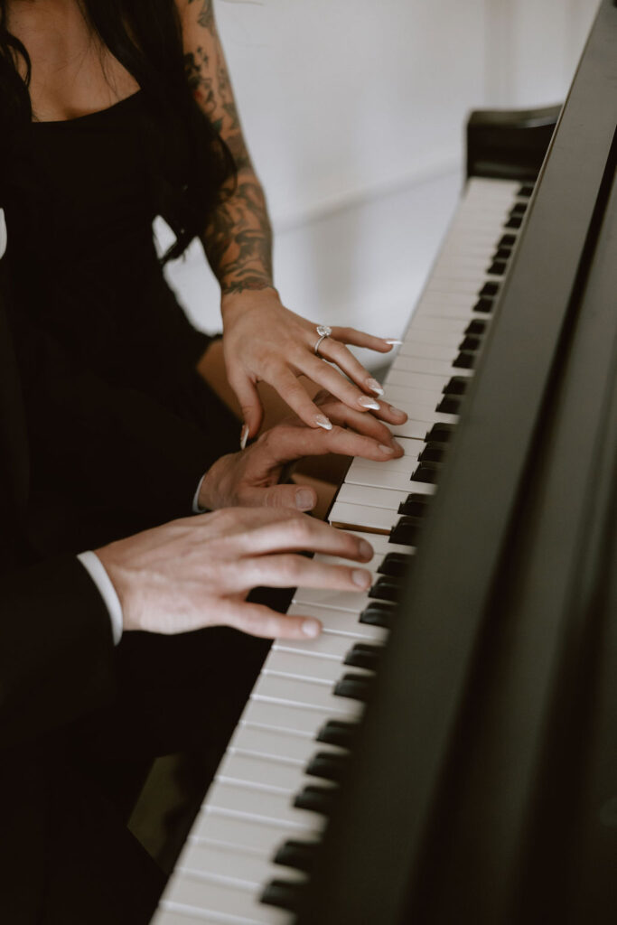 Engagement photos with the grand piano in The Mason Dallas