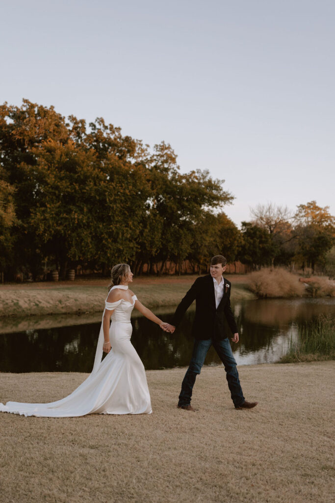 Bride and groom portraits for a fall wedding in Oklahoma