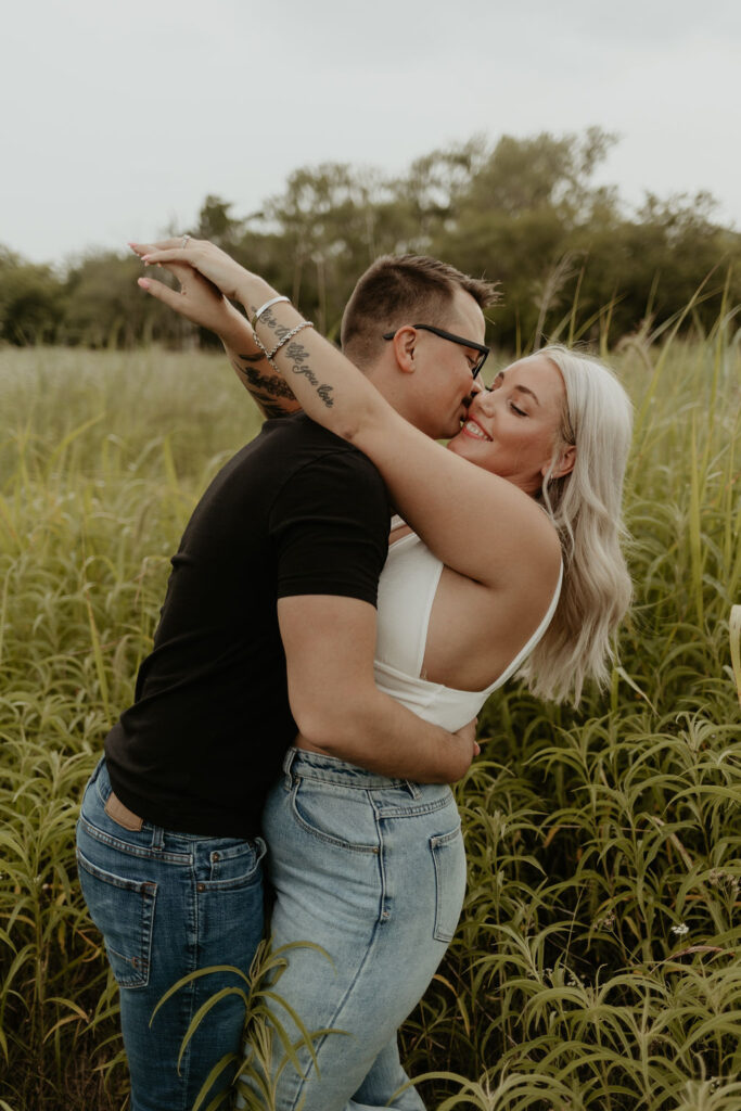 Lake Hefner engagement photos