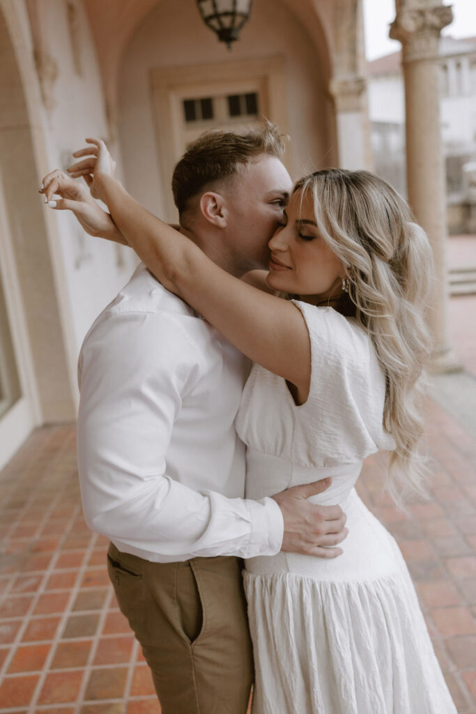Oklahoma engagement photo location-Philbrook Museum of Art