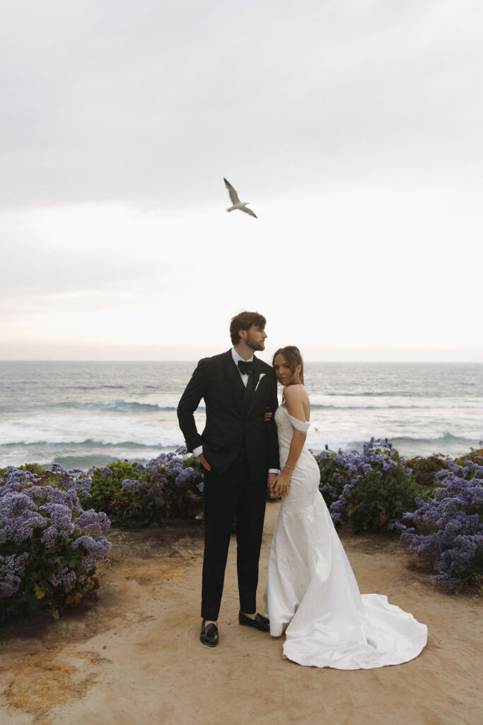 Editorial style wedding photography in California at Sunset Cliffs