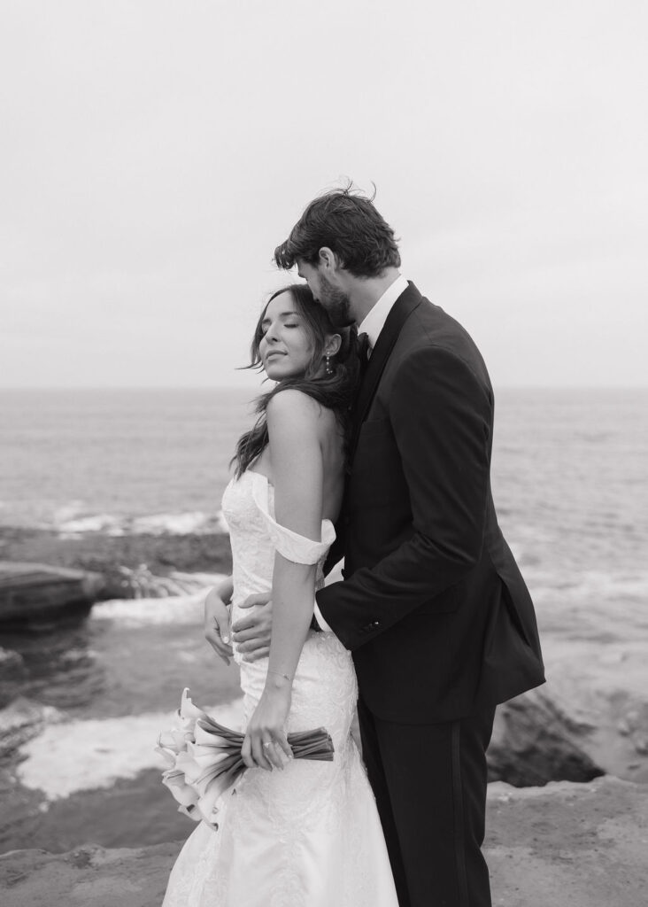 Editorial style wedding photography in California at Sunset Cliffs