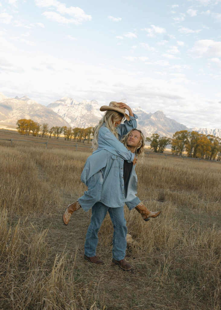 Sunrise engagement photos in Wyoming with the Tetons in the backdrop