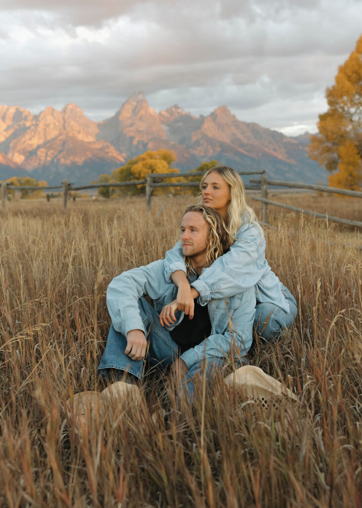 Sunrise engagement photos in Wyoming with the Tetons in the backdrop