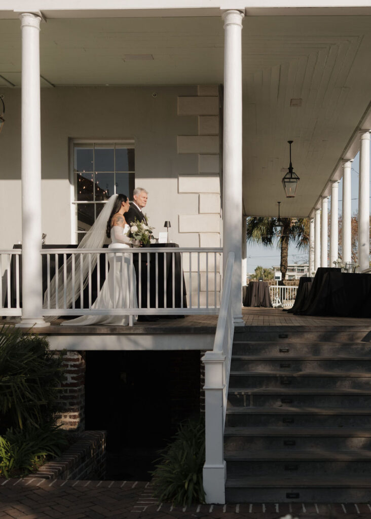 Charleston wedding ceremony at Gadsden House