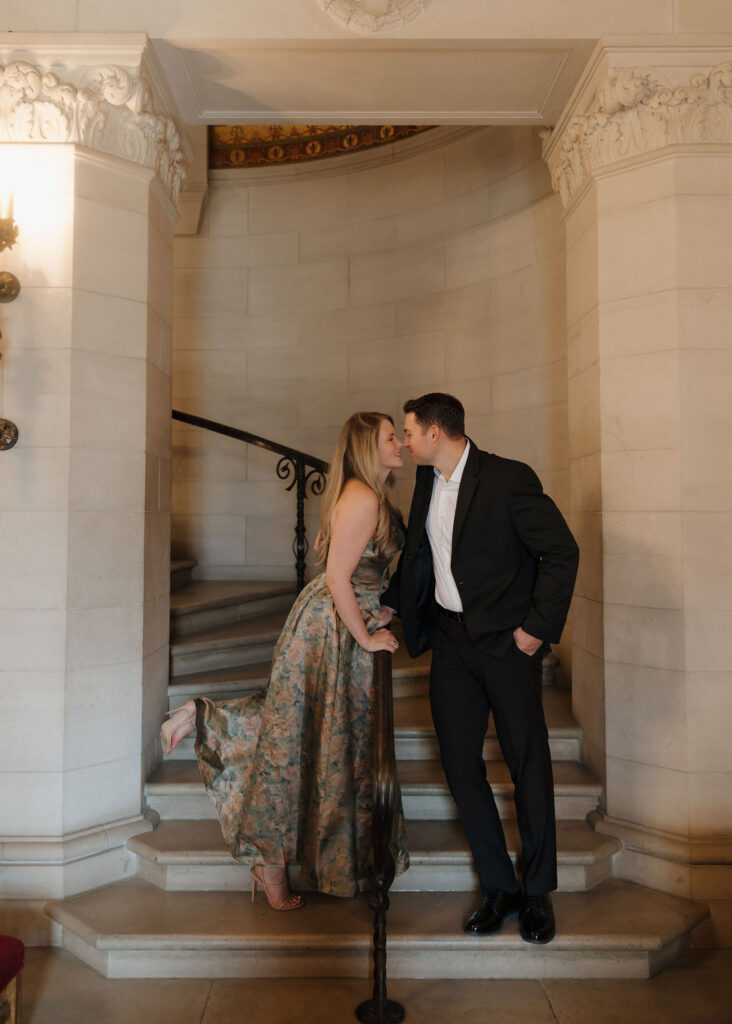 Elegant engagement photos in Oklahoma at Marland Mansion
