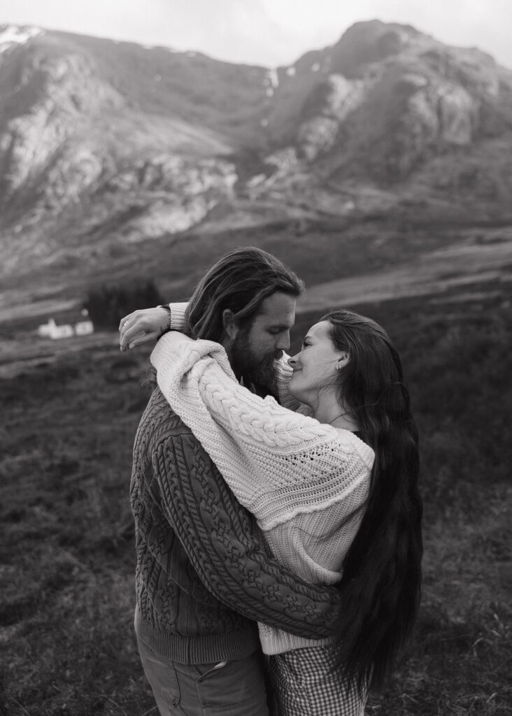 Inspiration for your Scotland engagement photos